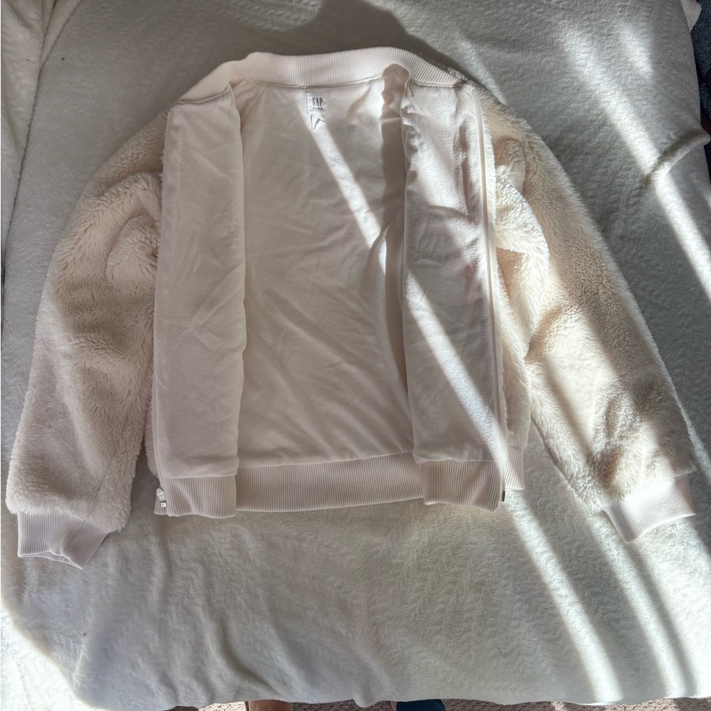 GAP Kids Cream Fuzzy Teddy Bomber Jacket Size 10 - Picture 3 of 5